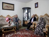 دیدار مدیرکل نوسازی مدارس آذربایجان شرقی با خانواده معلم شهید ابوالفضل راعی