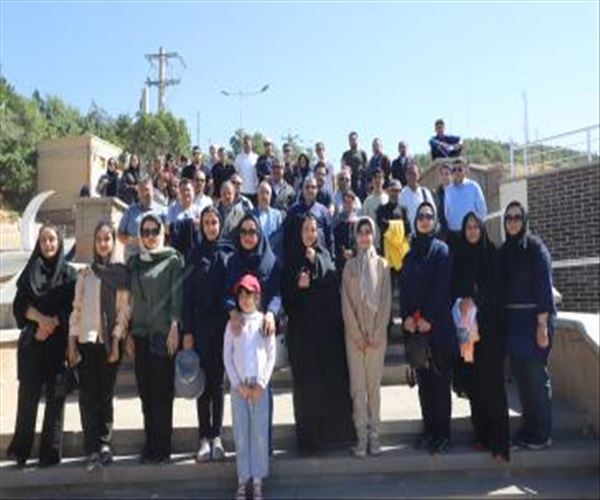 برگزاری برنامه فرهنگی پیاده روی و  گردش خانواده بزرگ نوسازی مدارس آذربایجان شرقی در کوهستان عینالی